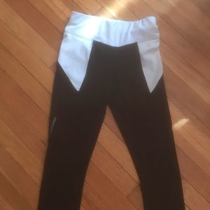 Women’s size small yoga pants